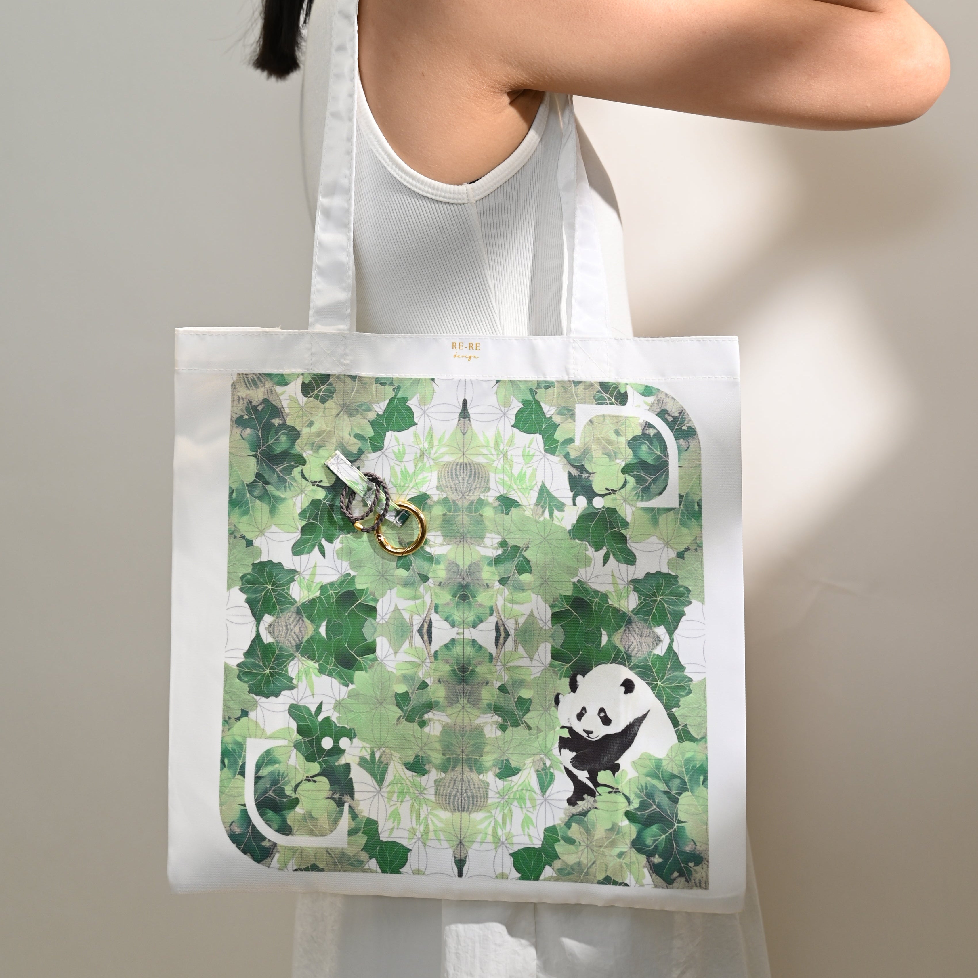 Carry Companion- Panda Garden
